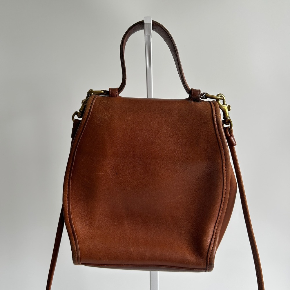 Coach Derby 9904 British Tan Glovetanned Leather Crossbody Bag Good - Picture 2 of 15